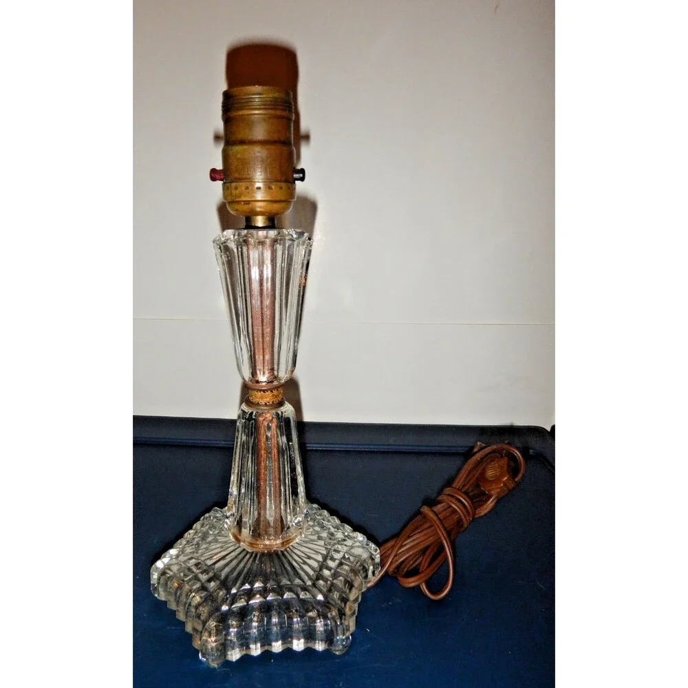 Vintage Pressed Glass Boudoir Table Lamp 10in Star Base Ribbed Column Vanity